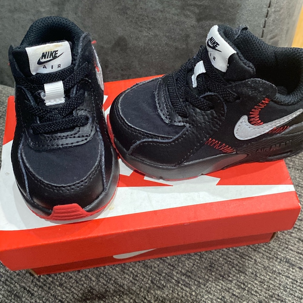 Infant/Toddler Nike Air Max Excee,4C, Black/Metallic-Silver